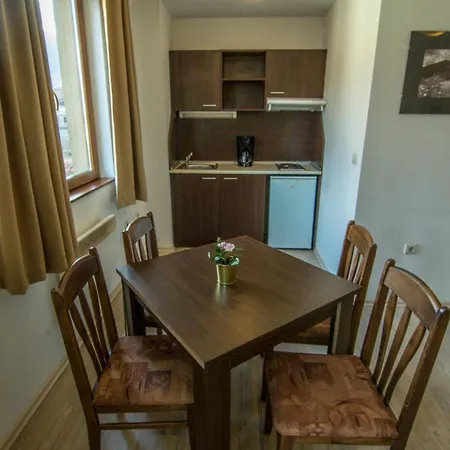 Banderitsa In With Queen Size Bed And Kitchen N5181 Bansko